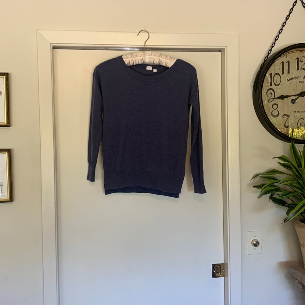 Gap Women’s XS Crewneck Sweater